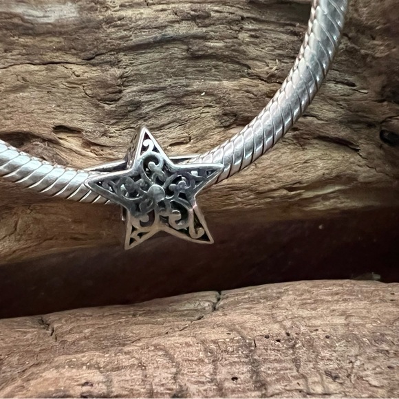 New Authentic CHAMILIA Stargazing Pierced Filigree Star Charm Celestial 925 Bead - Picture 2 of 6